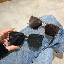 Load image into Gallery viewer, Classic Vintage Square Sunglasses Women Oversized Sunglass Woman Men Retro Black Sun Glasses Shades Goggle