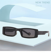 Carica l&#39;immagine nel visualizzatore di Gallery, Trendy piccolo rettangolo occhiali da sole donne 2022 Y2k Steampunk anni &#39;90 occhiali da sole UV400 gotico vacanza spiaggia Cat Eye Hippie Eyewear