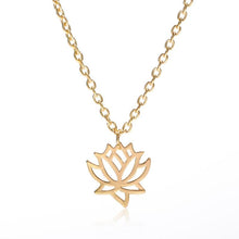 Carica l&#39;immagine nel visualizzatore di Gallery, Korean Simple Necklace Personality Paper Airplane Necklace Hollow Lotus  Animal Paw Pendant Necklace Love Heart Necklace