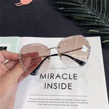 Load image into Gallery viewer, Vintage Style Rimless Sun Glasses Female Luxury Brand Cut Diamond Crystal Gradient Square Sunglasses
