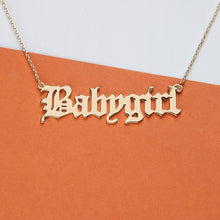 Carica l&#39;immagine nel visualizzatore di Gallery, High Quality 2020 New Fashion Jewelry Gold Babygirl Letter Necklace Name Pendants Lovely Gift for the Mom