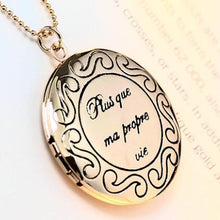 Carica l&#39;immagine nel visualizzatore di Gallery, High Quality Can Open Pocket Watch Shape Round Lockets Pendant Photo Locket Necklace Couple Lovers Jewelry