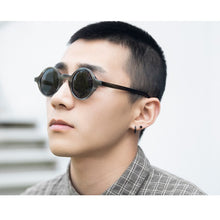 Load image into Gallery viewer, Retro Small Round Frame Polarized Sunglasses Men Personality Acetate Translucent Cat Eye Sunglasses Women vintage