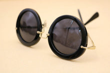 Load image into Gallery viewer, High quality classic sexy cat eye style sunglasses women retro ultralight sun glasses drive beach sunglasses
