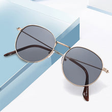 Load image into Gallery viewer, Higodoy Retro Round Sunglasses for Women Classic Vintage Metal Sun Glasses Goggle Uv Protect Sunglass Men Brand Designer 2022