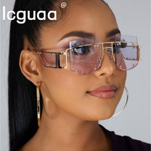 Carica l&#39;immagine nel visualizzatore di Gallery, Hollow Out Oversized Women Square Sunglasses 2023 Brand Designer Men Sun Glasses Big Frame Oculos De Sol Feminino Sunglasses