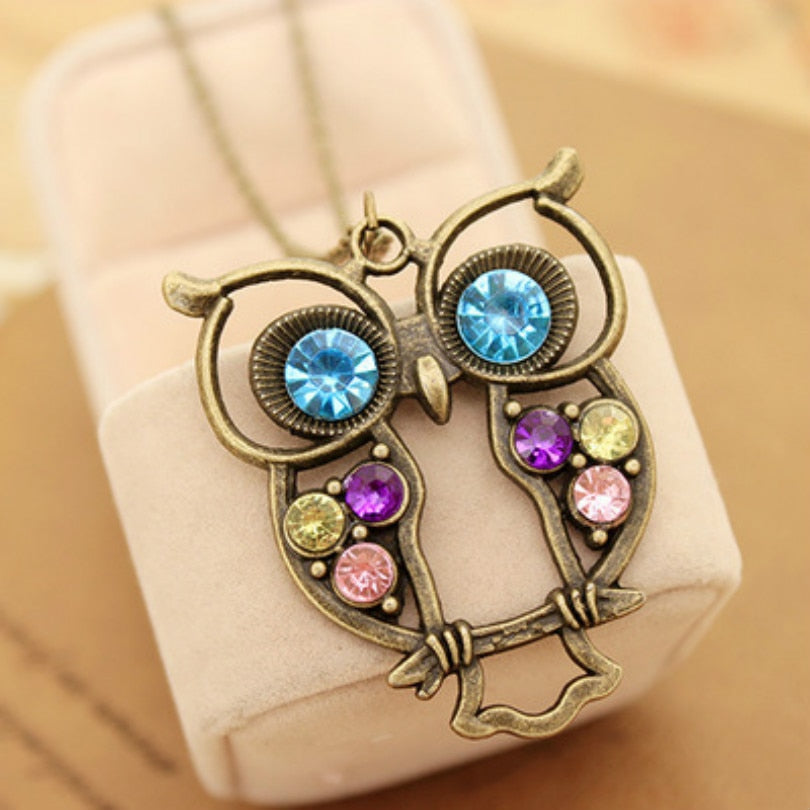 Hot Fashion Jewelry Vintage Colors Hollow Cute Owl Necklace Retro Hollow Carved Sweater Chain For Women Long Necklace