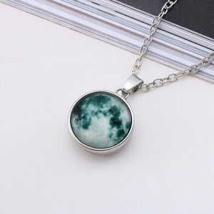 Hot New Arrival Glowing Jewelry Full Moon Necklace Handmade Glass Dome Lunar Eclipse Necklace Glow In The Dark Pendant Jewelry