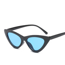 Load image into Gallery viewer, Classic Ladies Small Triangle Sunglasses Retro Sunglasses Small Frame Sexy Sunglasses
