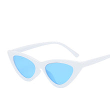 Load image into Gallery viewer, Classic Ladies Small Triangle Sunglasses Retro Sunglasses Small Frame Sexy Sunglasses