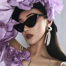 Load image into Gallery viewer, Classic Ladies Small Triangle Sunglasses Retro Sunglasses Small Frame Sexy Sunglasses