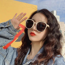 Load image into Gallery viewer, Selling Candy Color Simple Sunglasses Sweet and Versatile Ladies Sunglasses Personality Trend Round Frame Sunglasses