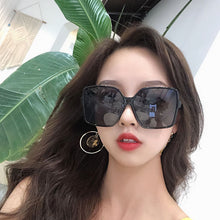 Load image into Gallery viewer, Selling Popular Ladies  Brand Big Frame Retro Sunglasses Ladies Oversized Square Sunglasses  Sunglasses