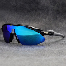 Load image into Gallery viewer, Sports Polarized Cycling Sunglasses outdoor Goggles Bike Glasses  Men women sports Cycling glasses 4 Lens  with case