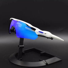 Load image into Gallery viewer, Sports Polarized Cycling Sunglasses outdoor Goggles Bike Glasses  Men women sports Cycling glasses 4 Lens  with case