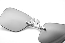 Load image into Gallery viewer, ISENGHUO Clip On Nose Mini Sunglasses Men Rimless Alloy Steampunk Small Sun Glasses Black Matrix Morpheus Movie Eyewear With Box