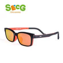 Load image into Gallery viewer, In 2022, SecG's  children's blue light proof glasses are equipped with magnet clip and color plate