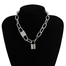 Carica l&#39;immagine nel visualizzatore di Gallery, Multi Layer Lover Lock Pendant Choker Necklace Steampunk Padlock Heart Chain Necklace Collier Best Couple Jewelry Gift