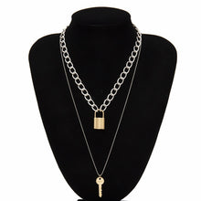 Carica l&#39;immagine nel visualizzatore di Gallery, Multi Layer Lover Lock Pendant Choker Necklace Steampunk Padlock Heart Chain Necklace Collier Best Couple Jewelry Gift