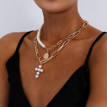 Carica l&#39;immagine nel visualizzatore di Gallery, Punk Miami Cuban Choker Necklace Colar Hip Hop Big Thick Chunky Chain Fashion Queen Coin Pendant Necklace Women Jewelry