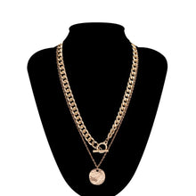 Carica l&#39;immagine nel visualizzatore di Gallery, Punk Miami Cuban Choker Necklace Colar Hip Hop Big Thick Chunky Chain Fashion Queen Coin Pendant Necklace Women Jewelry