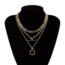 Carica l&#39;immagine nel visualizzatore di Gallery, Punk Miami Cuban Choker Necklace Colar Hip Hop Big Thick Chunky Chain Fashion Queen Coin Pendant Necklace Women Jewelry