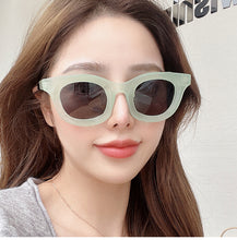 Load image into Gallery viewer, Ins Popular Round Colorful Women Sunglasses Retro Trending Jelly Color Eyewear Shades UV400 Men Sun Glasses