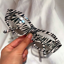 Load image into Gallery viewer, Irregular Anti-blue Light Zebra Print Eyeglasses For Women Vintage Unique Cat Eye Computer Glasses Frame Female Elegant Shades