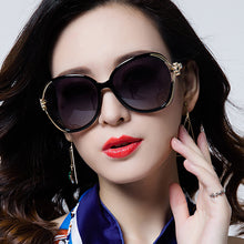 Load image into Gallery viewer, Irregular Round Sunglasses Women Brand Designer Gradient Sun Glasses Female Rimless Metal Curved Temples Oculos De Sol