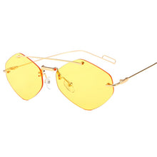 Carica l'immagine nel visualizzatore di Gallery, JASPEER Red Black Square Sunglasses Women Brand Trendy Alloy Double Beam Shades Goggle Female Sun Glasses UV400 Gafas
