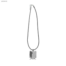 Carica l&#39;immagine nel visualizzatore di Gallery, Collana con ciondolo periferico anime Attacco su Titano Collana del reggimento scout Survey Corps Erwin Smith Accessori Gioielli 
