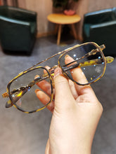 Load image into Gallery viewer, JIANDAN Myopia Glasses Revintage Men And Women Big Face Black Plate Titanium With Several Degrees Of Protection From Radiation