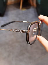 Load image into Gallery viewer, JIANDAN Myopia Glasses Revintage Men And Women Big Face Black Plate Titanium With Several Degrees Of Protection From Radiation