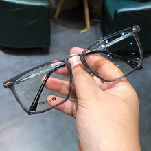 Load image into Gallery viewer, JIANDAN Tide Style Eyeglass Frame Men And Women Retro Fat Large Size Pure Titanium Super Light Frame Anti-Blue Light Glasses
