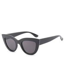 Load image into Gallery viewer, JIFANPAUL Brand Designer Vintage Cat Eye Sunglasses Female Trendy Glasses Personality Cat-eye Sunglasses Anti-blue Light UV400