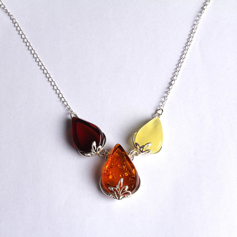 925 sterling silver inlaid natural Baltic Amber Beeswax Necklace Pendant Love simple classic exquisite chic wind