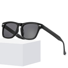 Load image into Gallery viewer, Johnny Depp rectangle Rivet sunglasses women men 2023 red blue yellow leopard wayfaring sun glasses retro oculos de sol feminino