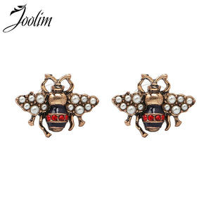 Vintage Bee Stud Earring Retro Earring For Women