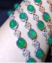 Carica l'immagine nel visualizzatore di Gallery, Bracciale in calcedonio verde intarsiato in argento sterling 925 di alta gioielleria come una semplice giada verde alluxe 