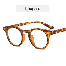 Load image into Gallery viewer, KOTTDO Vintage Plastic Round Glasses Frame Clear Classic Rivets Men Accessories Eyeglasses Spectacle Gaming Glasses