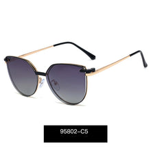 Load image into Gallery viewer, Kanspace Women Cat Eye Glasses Frames  2 In 1 Magnetic Clip On Polarized Sunglasses Myopia Prescription Eyewear 95802