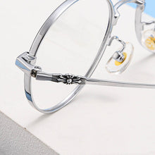 Carica l&#39;immagine nel visualizzatore di Gallery, KatKani Men&#39;s and Women&#39;s Ultra-light Pure Titanium Eyeglasses Frame Wide Side Retro High Myopia/Hyperopia Glasses Frame K19201