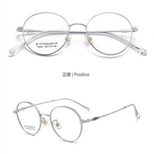 Carica l&#39;immagine nel visualizzatore di Gallery, KatKani Men&#39;s and Women&#39;s Ultra-light Pure Titanium Eyeglasses Frame Wide Side Retro High Myopia/Hyperopia Glasses Frame K19201