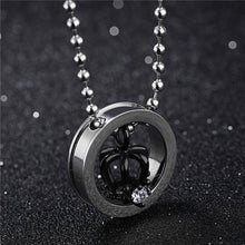 Carica l&#39;immagine nel visualizzatore di Gallery, Keep Me in Your Heart King Queen Crown Pendant Necklace Stainless Steel Valentine His &amp; Hers Couples Gift Lovers&#39; Necklaces Set