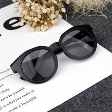 Load image into Gallery viewer, Kids Sunglasses Colorful Reflective Mirror Boys Girls Children Classic Retro Cute Sun Glasses Round Eyewear UV400