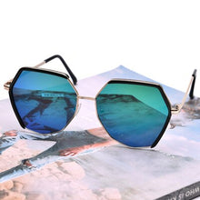 Load image into Gallery viewer, Korea ulzzang Harajuku streetwear vintage personality sunglasses women ins simple casual female Vintage sunglasses