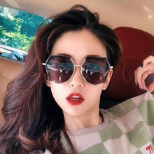 Load image into Gallery viewer, Korea ulzzang Harajuku streetwear vintage personality sunglasses women ins simple casual female Vintage sunglasses