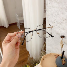 Load image into Gallery viewer, Korean Version of Literary Retro Square Flat Mirror Female Harajuku Large Frame Concave Shape Myopia Metal Spectacle Frame