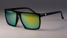 Carica l'immagine nel visualizzatore di Gallery, Kulou Retro Square Sunglasses Steampunk Men Women Brand Designer Glasses SKULL Logo Shades UV Protection Gafas