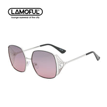 Load image into Gallery viewer, LAMOFUR 2023 borde de Metal mujeres gafas de sol de diseño 2023 anteojos de sol de moda para mujeres Vintage de aleación de diseñador clásico 50006